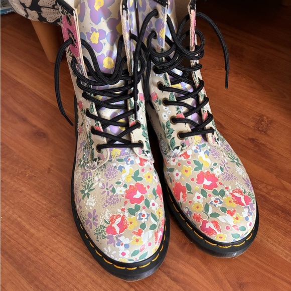 Floral Women's Dr. MartenBoots - Picture 2 of 5
